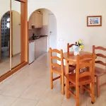 Cozy In 55 M² With Pool شقة