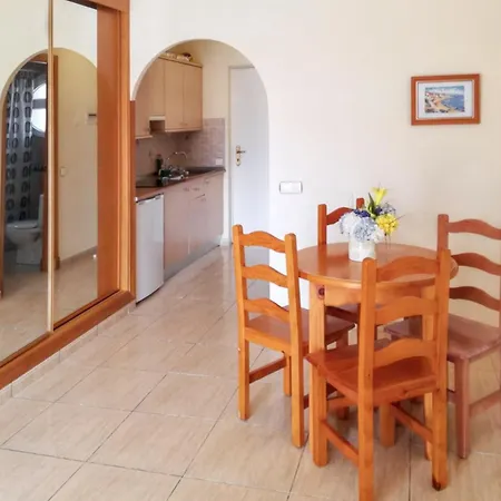 Cozy In 55 M² With Pool 公寓 *