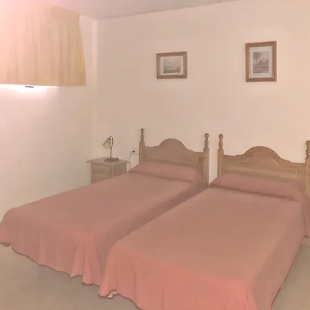 Cozy In 55 M² With Pool