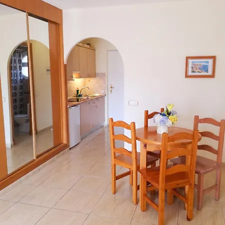 Cozy In 55 M² With Pool *