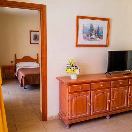 Cozy In 55 M² With Pool 公寓