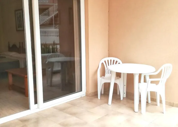 Cozy In 55 M² With Pool