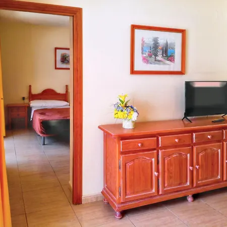 Beachside With Pool And Wi-fi Apartment Costa Del Silencio